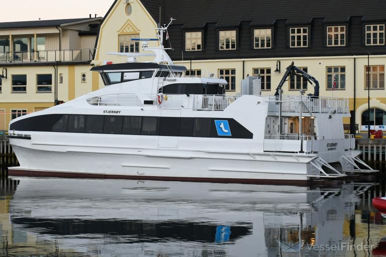 stjernoy (Passenger Ship) - IMO 9517197, MMSI 257217000, Call Sign LCJH under the flag of Norway