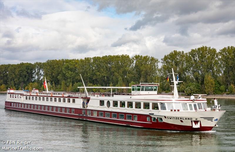 switzerland 2 (Other type) - IMO , MMSI 269057654, Call Sign HE7654 under the flag of Switzerland