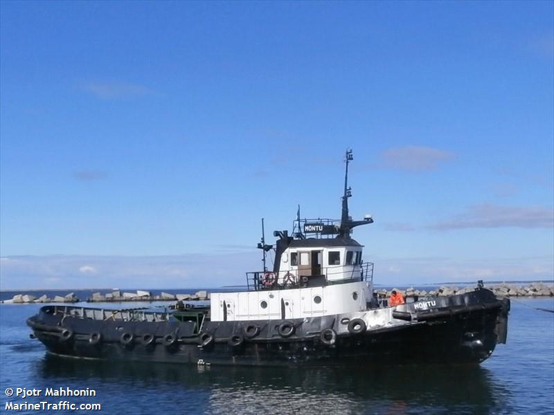 montu (Tug) - IMO 8846682, MMSI 276629000, Call Sign ES2108 under the flag of Estonia