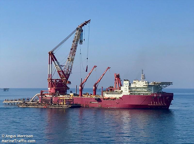 de he (Pipe Layer) - IMO 9787285, MMSI 413021360, Call Sign BQGF under the flag of China
