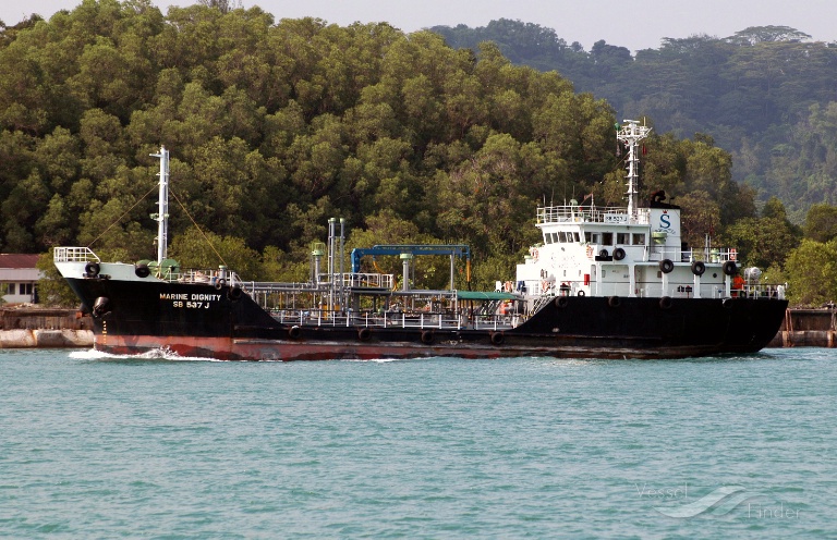 marine dignity (Bunkering Tanker) - IMO 9084372, MMSI 563003350, Call Sign S6NW4 under the flag of Singapore