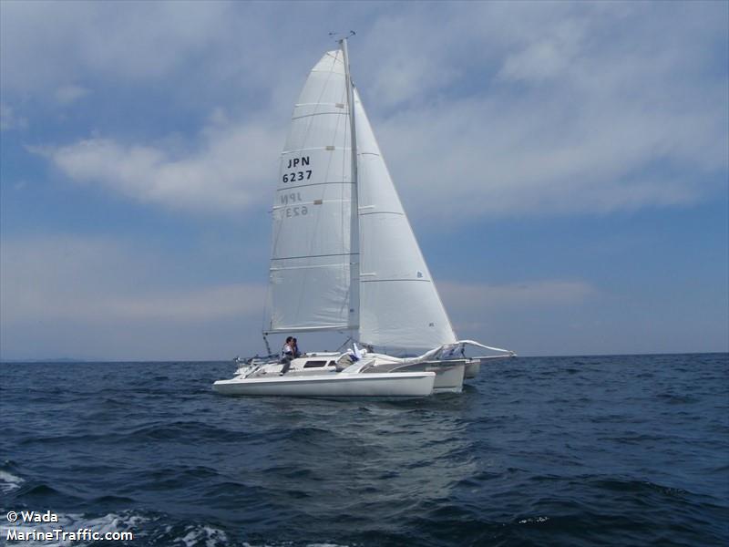 sea platypus (Sailing vessel) - IMO , MMSI 431012082 under the flag of Japan