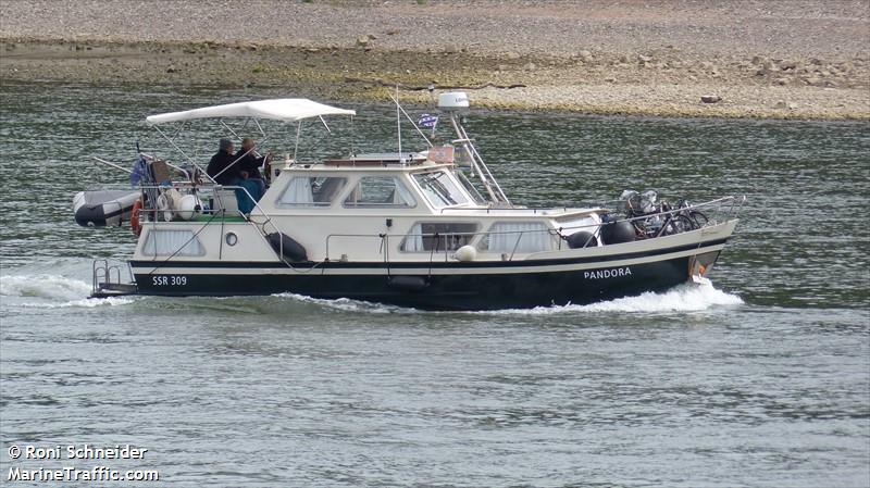 pandora (Pleasure craft) - IMO , MMSI 211788780, Call Sign DOTC under the flag of Germany