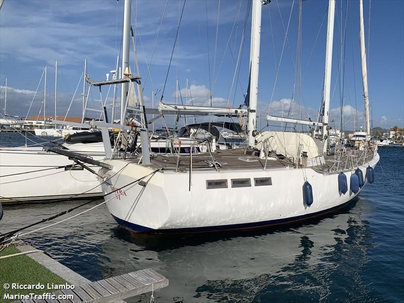 mitra (Sailing vessel) - IMO , MMSI 228056080, Call Sign FAH8019 under the flag of France