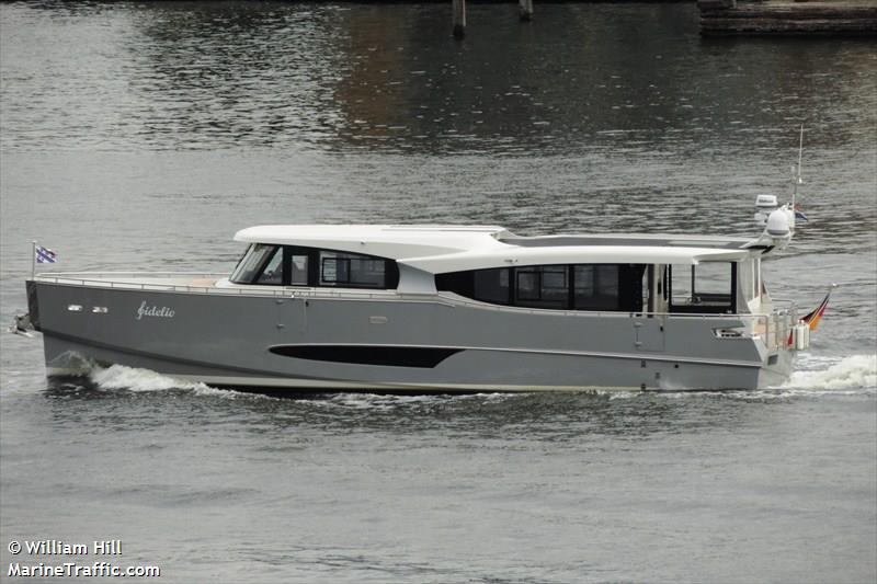 fidelio (Pleasure craft) - IMO , MMSI 211175160, Call Sign DHNB2 under the flag of Germany