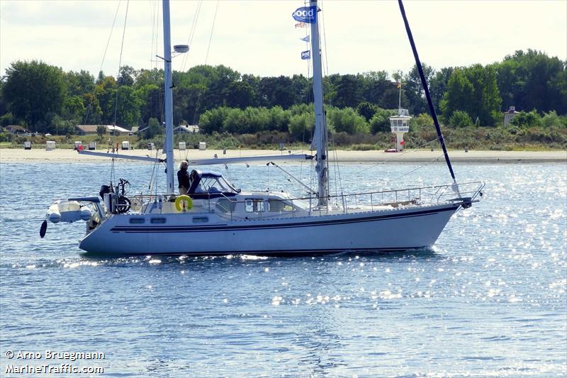 tir na nog (Pleasure craft) - IMO , MMSI 211689910, Call Sign DB8636 under the flag of Germany