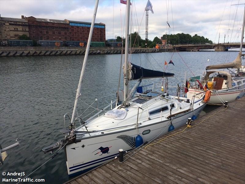 katikati (Sailing vessel) - IMO , MMSI 211638180, Call Sign DB8055 under the flag of Germany