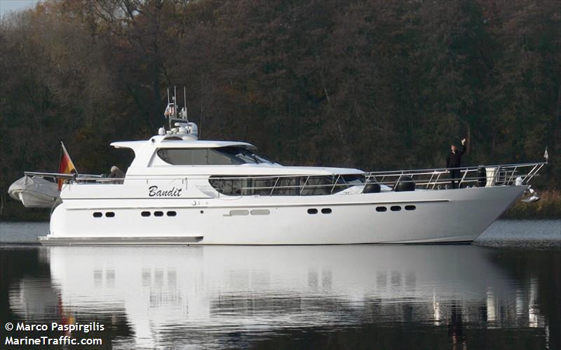 bandit (Pleasure craft) - IMO , MMSI 211124590, Call Sign DNOQ under the flag of Germany