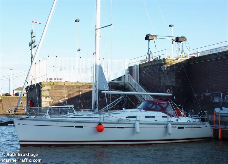 sailing dream (Sailing vessel) - IMO , MMSI 211269270, Call Sign DF6908 under the flag of Germany