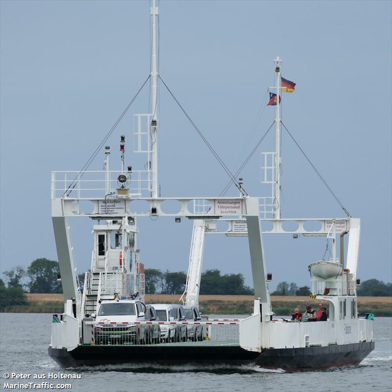 stahlbrode (-) - IMO , MMSI 211305200, Call Sign DB6528 under the flag of Germany