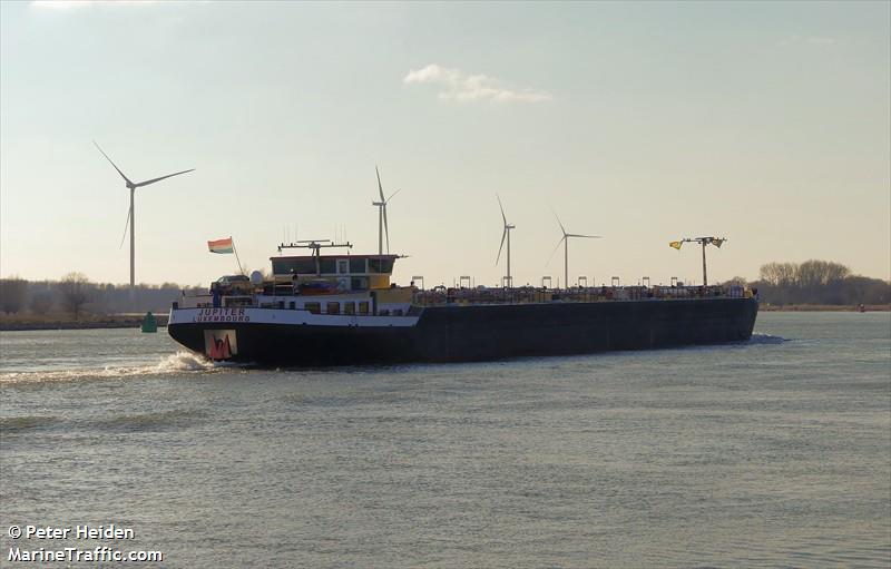 jupiter (Tanker) - IMO , MMSI 253242295, Call Sign LX2295 under the flag of Luxembourg