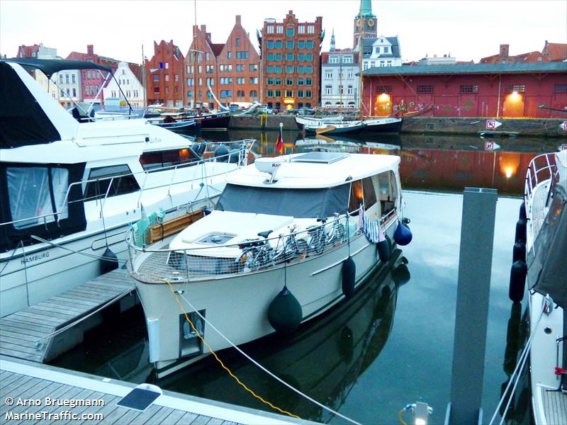 katrijn (Pleasure craft) - IMO , MMSI 265812960, Call Sign SF 6098 under the flag of Sweden