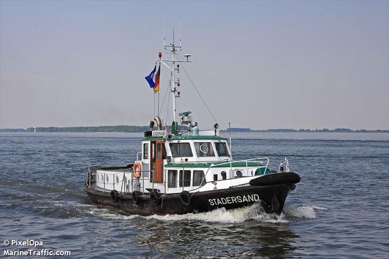 stadersand (Tug) - IMO , MMSI 211265240, Call Sign DG9360 under the flag of Germany