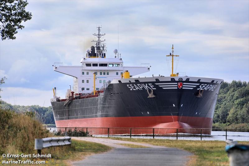 seapike (Oil Products Tanker) - IMO 9423449, MMSI 218292000, Call Sign DEHR under the flag of Germany
