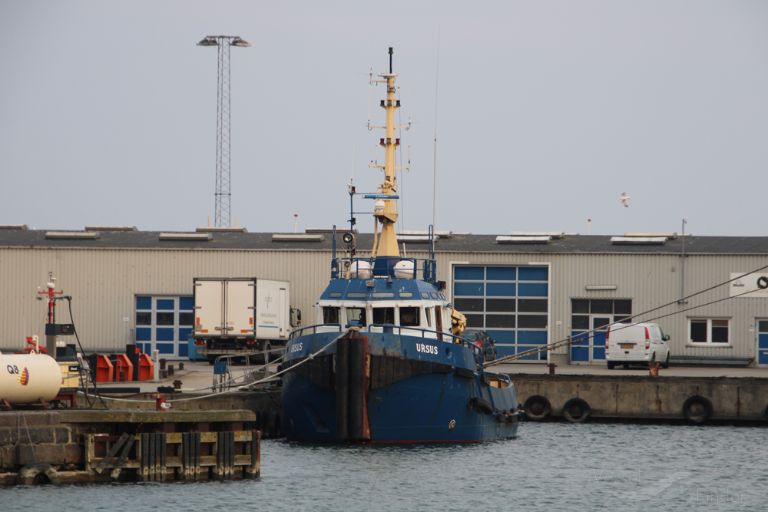 ursus (Tug) - IMO , MMSI 219000896, Call Sign OZFL under the flag of Denmark