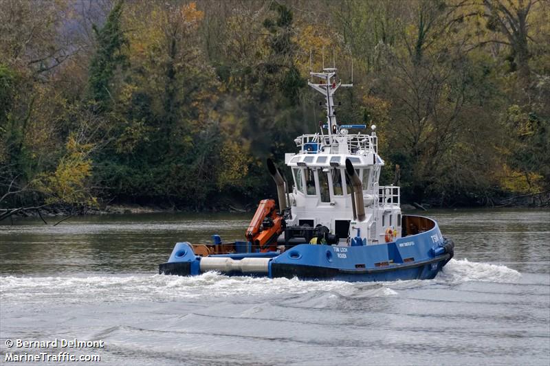tsm loch (Tug) - IMO , MMSI 227464770, Call Sign FAE3297 under the flag of France