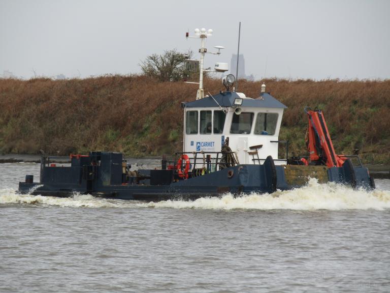 fossor (Tug) - IMO , MMSI 235071943, Call Sign 2CD47 under the flag of United Kingdom (UK)