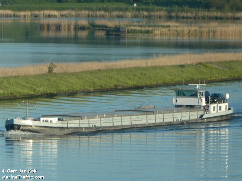 alberanto (Cargo ship) - IMO , MMSI 244010762, Call Sign PD2838 under the flag of Netherlands