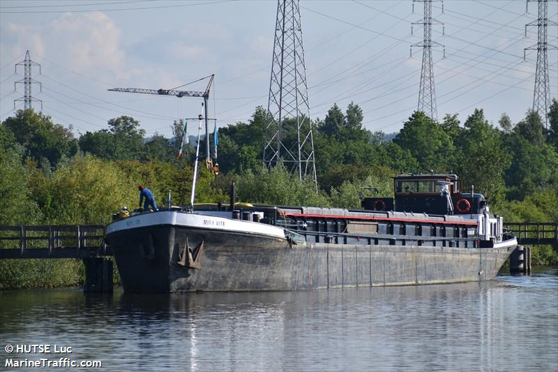 mira vita (Cargo ship) - IMO , MMSI 244650478, Call Sign PD7602 under the flag of Netherlands