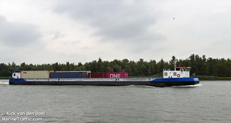 frisian hopper (Cargo ship) - IMO , MMSI 244660395, Call Sign PD3778 under the flag of Netherlands