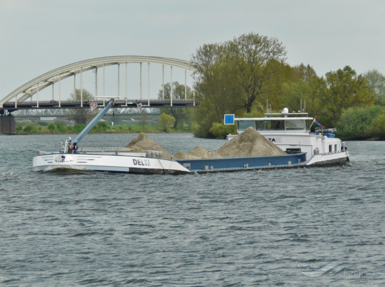 delta (Cargo ship) - IMO , MMSI 244710150, Call Sign PD2051 under the flag of Netherlands