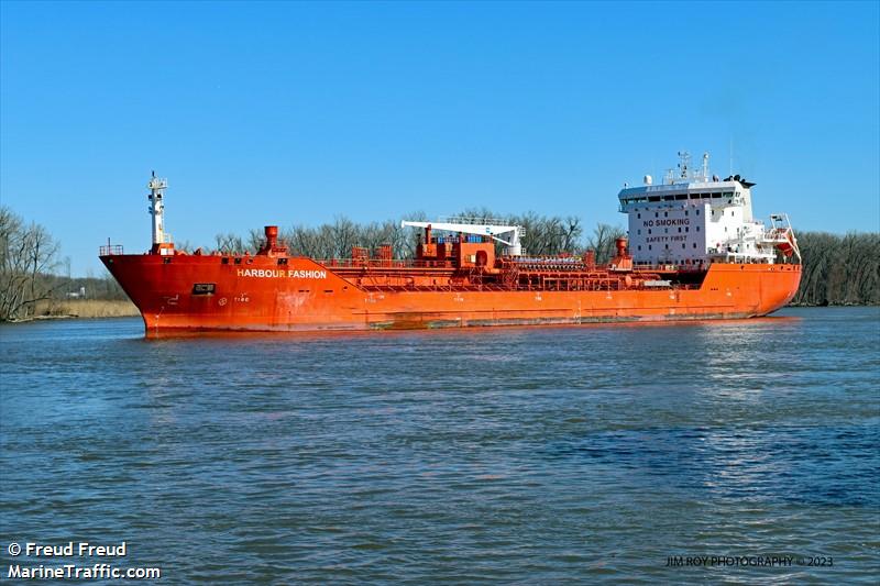 harbour fashion (Chemical/Oil Products Tanker) - IMO 9473080, MMSI 255803880, Call Sign CQNM under the flag of Madeira