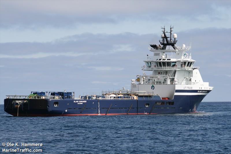 island commander (Well Stimulation Vessel) - IMO 9409663, MMSI 257188000, Call Sign LALW under the flag of Norway