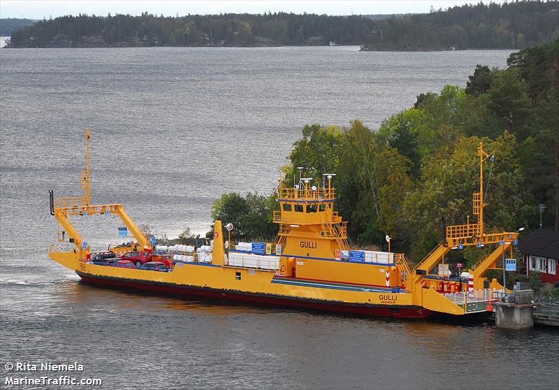 gulli (Passenger ship) - IMO , MMSI 265577460, Call Sign SFIO under the flag of Sweden