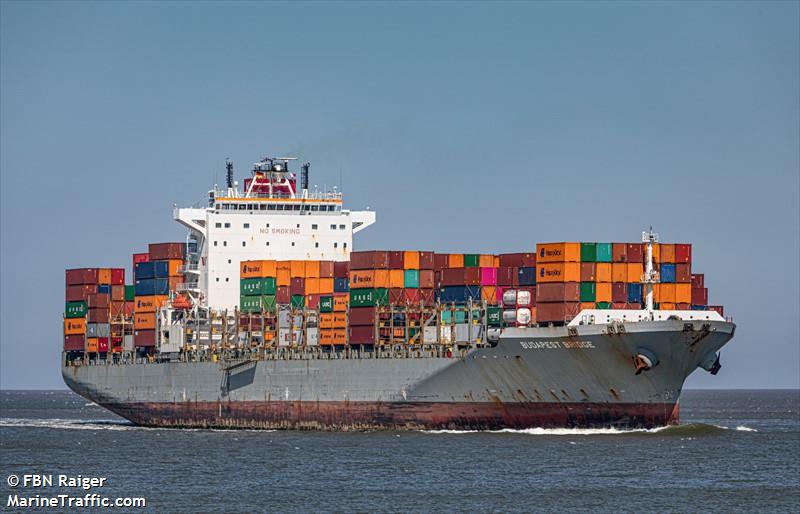 budapest bridge (Container Ship) - IMO 9494280, MMSI 477434200, Call Sign VRIZ5 under the flag of Hong Kong