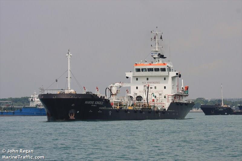 marine kingsly (Oil Products Tanker) - IMO 9550589, MMSI 565548000, Call Sign 9V8215 under the flag of Singapore