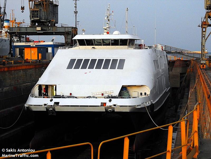 santa lucia (Passenger/Ro-Ro Cargo Ship) - IMO 9207651, MMSI 210244000, Call Sign 5BUK5 under the flag of Cyprus