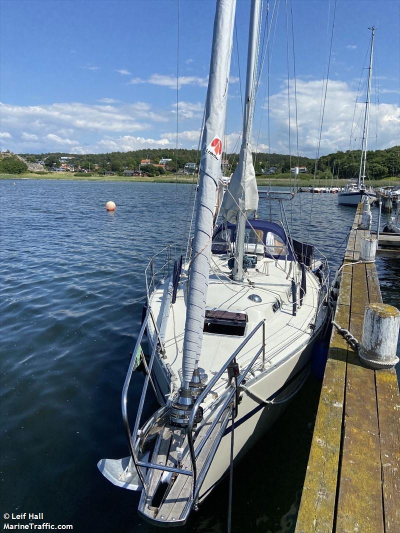new life (Sailing vessel) - IMO , MMSI 265710160, Call Sign SA9235 under the flag of Sweden