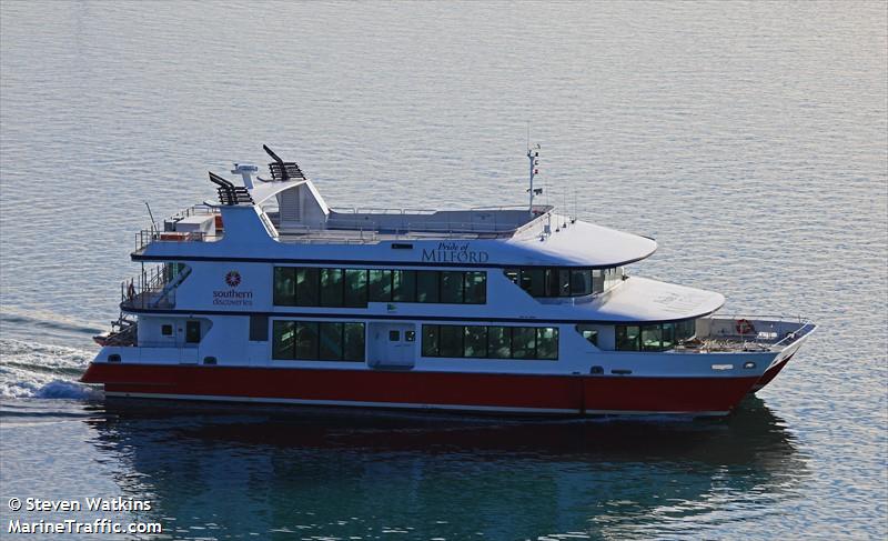 pride of milford (Passenger ship) - IMO , MMSI 512000131, Call Sign ZM2137 under the flag of New Zealand