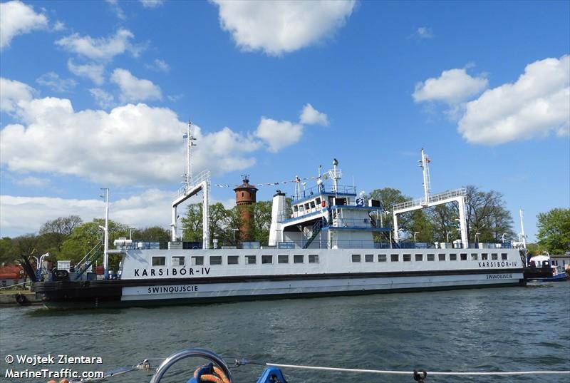 karsibor iv (Passenger ship) - IMO , MMSI 261182158, Call Sign SR2158 under the flag of Poland
