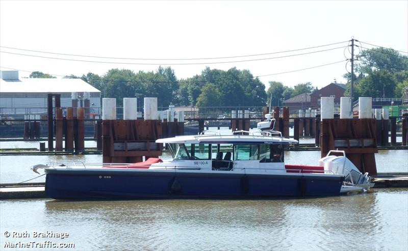 razors edge (Pleasure craft) - IMO , MMSI 211241740, Call Sign DK2864 under the flag of Germany