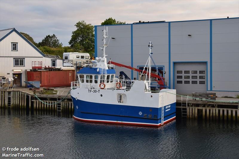 vestvaag (Fishing vessel) - IMO , MMSI 258013290, Call Sign LH 4654 under the flag of Norway