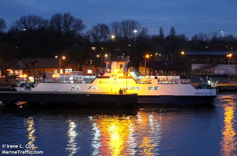 bielik iv (Passenger ship) - IMO , MMSI 261182634, Call Sign SR2634 under the flag of Poland