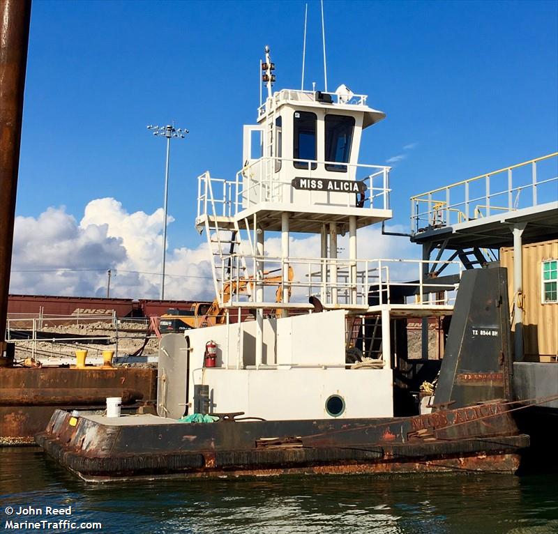 miss alicia (Towing vessel) - IMO , MMSI 367689060, Call Sign WDI3508 under the flag of United States (USA)