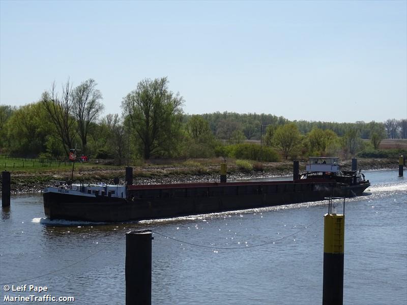 helga (Cargo ship) - IMO , MMSI 211670730, Call Sign DF2690 under the flag of Germany