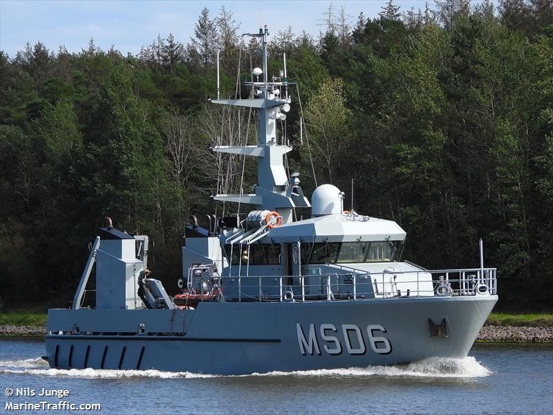 hdms saltholm (Military ops) - IMO , MMSI 219000093, Call Sign OVEB under the flag of Denmark