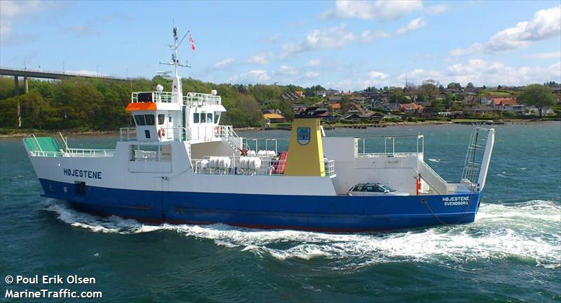 hoejestene (Passenger/Ro-Ro Cargo Ship) - IMO 9169794, MMSI 219000742, Call Sign OYEL under the flag of Denmark