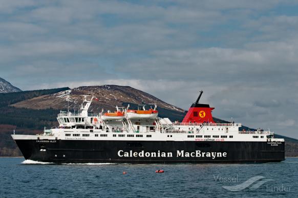 caledonian isles (Passenger/Ro-Ro Cargo Ship) - IMO 9051284, MMSI 232001580, Call Sign MRAB8 under the flag of United Kingdom (UK)