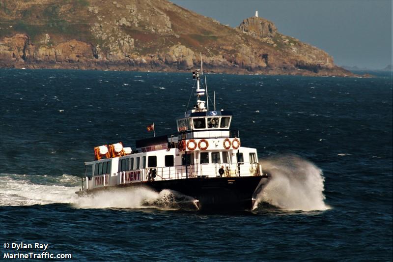 trident v (Passenger ship) - IMO , MMSI 235001756, Call Sign MHVC9 under the flag of United Kingdom (UK)