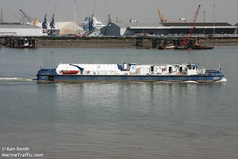 thames bubbler (Unknown) - IMO , MMSI 235055696, Call Sign MKGL5 under the flag of United Kingdom (UK)