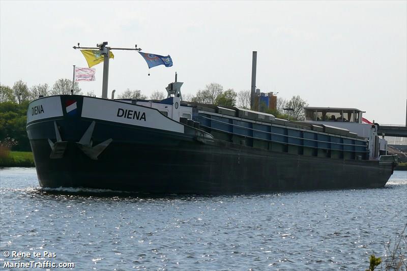 sakura (Cargo ship) - IMO , MMSI 244670607, Call Sign PE2999 under the flag of Netherlands