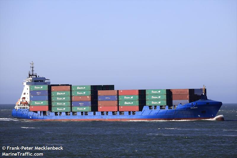 music (Container Ship) - IMO 9328053, MMSI 255805843, Call Sign CQBO under the flag of Madeira