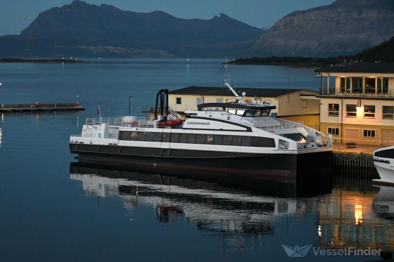 fjorddronningen (Passenger Ship) - IMO 9866873, MMSI 257086180, Call Sign LFRD under the flag of Norway