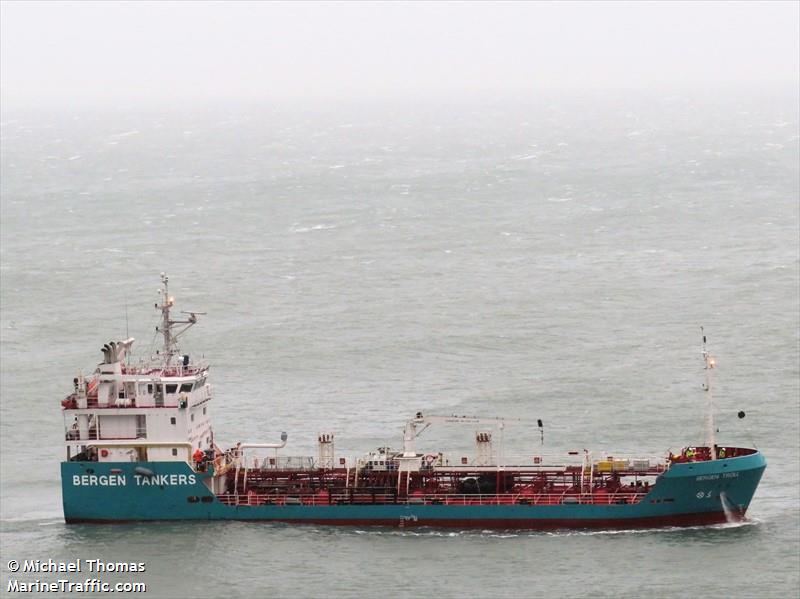 bergen troll (Bunkering Tanker) - IMO 9331098, MMSI 258764000, Call Sign LAYB7 under the flag of Norway
