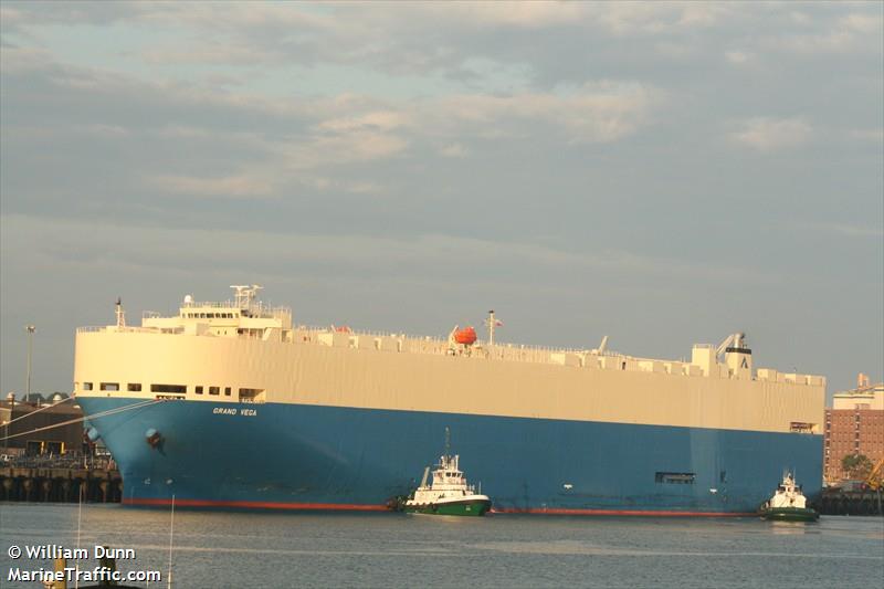 grand vega (Vehicles Carrier) - IMO 9355252, MMSI 356909000, Call Sign 3FWB5 under the flag of Panama