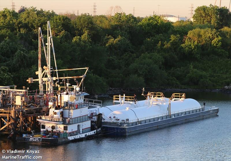 miss kori (Towing vessel) - IMO , MMSI 367468590, Call Sign WDF5911 under the flag of United States (USA)